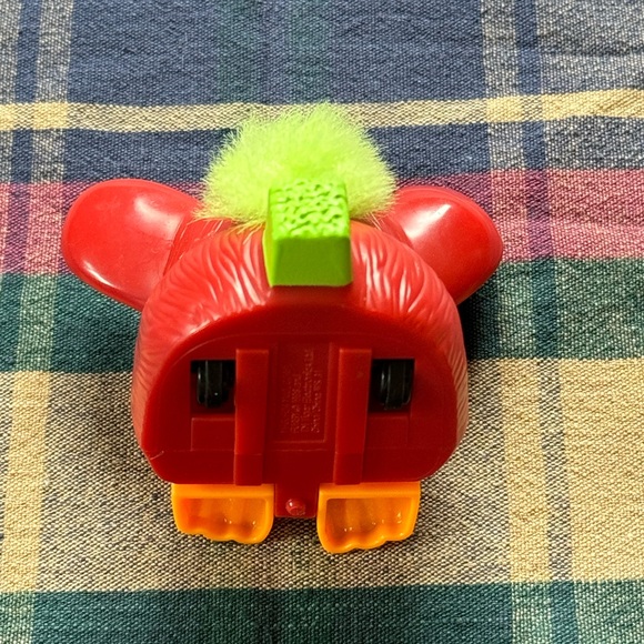 1998 Red Furby McDonalds Wind Up Happy Meal Toy - Picture 5 of 6